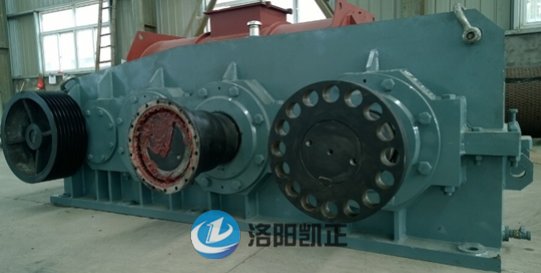 節(jié)能礦粉壓球機(jī)